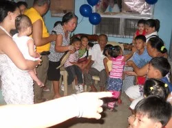 Lots of the kids at the party