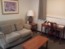 Living area Kelly Inn San Antonio