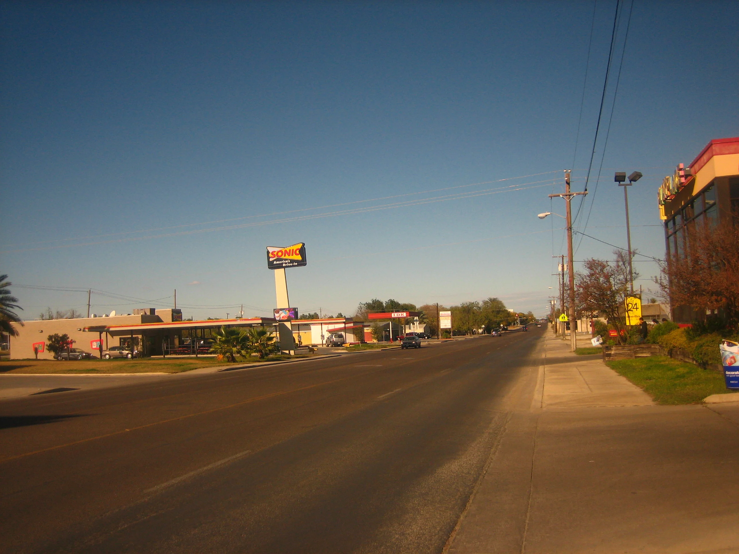 Carrizo Springs TX main drag